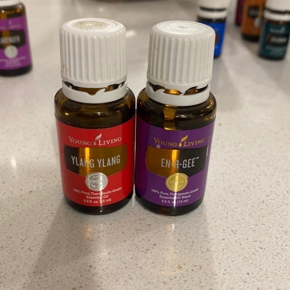YL Ylang Ylang and En - R - Gee 15 ml Set - Picture 1 of 8
